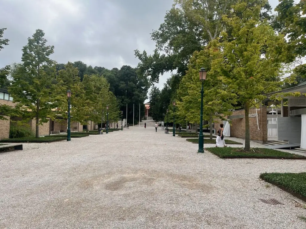 Wang Shu and Lu Wenyu Appointed Curators of the 2027 Architecture Biennale